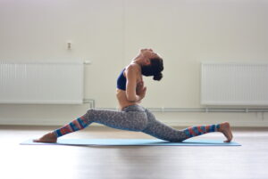 hanumanasana Hands prayer yoga